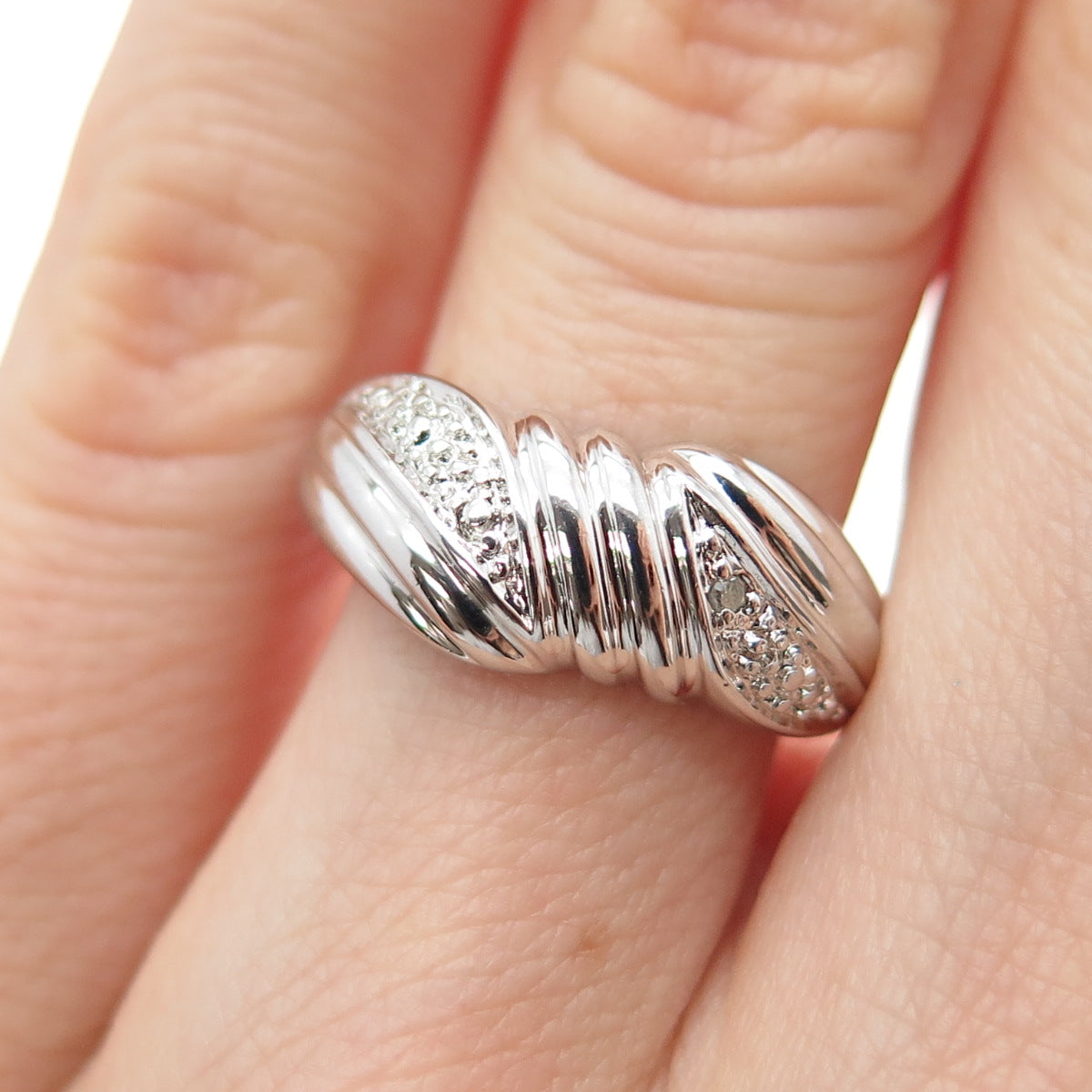 925 Sterling Silver Real Round-Cut Diamond Accent Modernist Ring Size 5