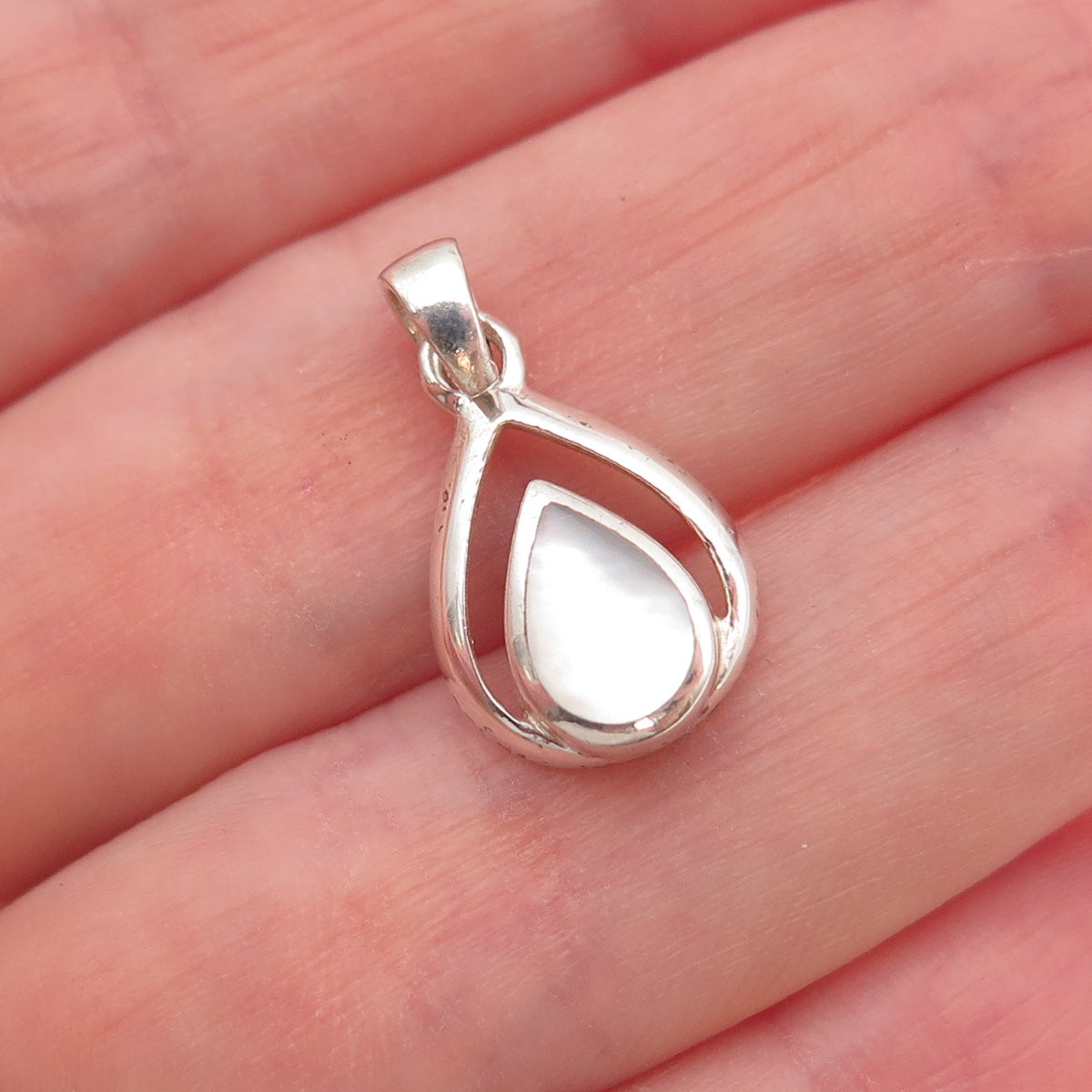 925 Sterling Silver Vintage Real MOP Teardrop Oxidized Charm Pendant