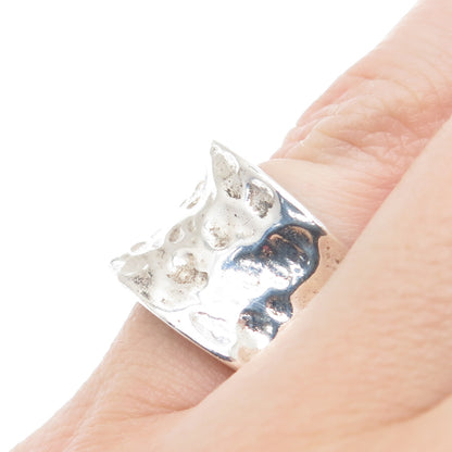 925 Sterling Silver Vintage Modernist Hammered Finish Ring Size 6