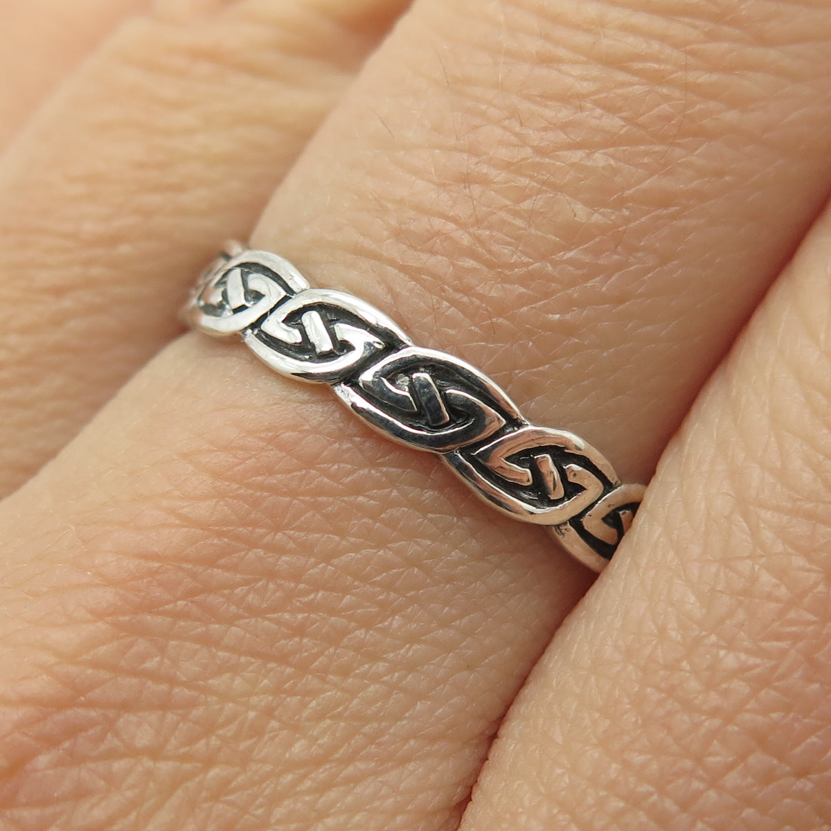 AVON 925 Sterling Silver Vintage Viking / Celtic Knot Band Ring Size 9.25