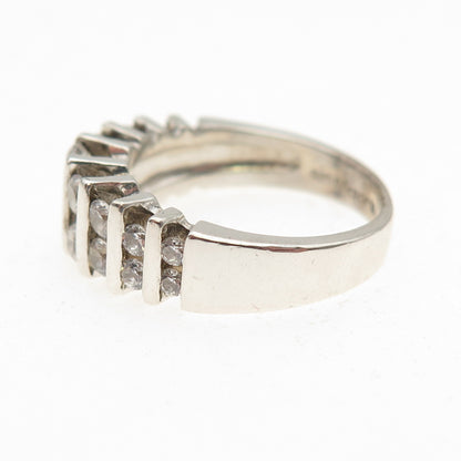 925 Sterling Silver Round-Cut C Z Ribbed Ring Size 6