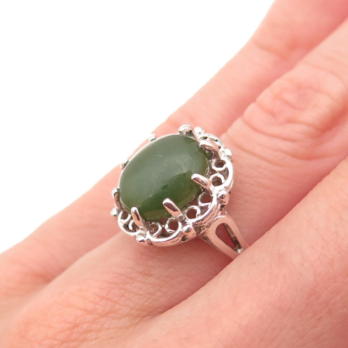 Colett's 925 Sterling Silver Antique Art Deco Real Jade Oxidized Ring Size 4.75