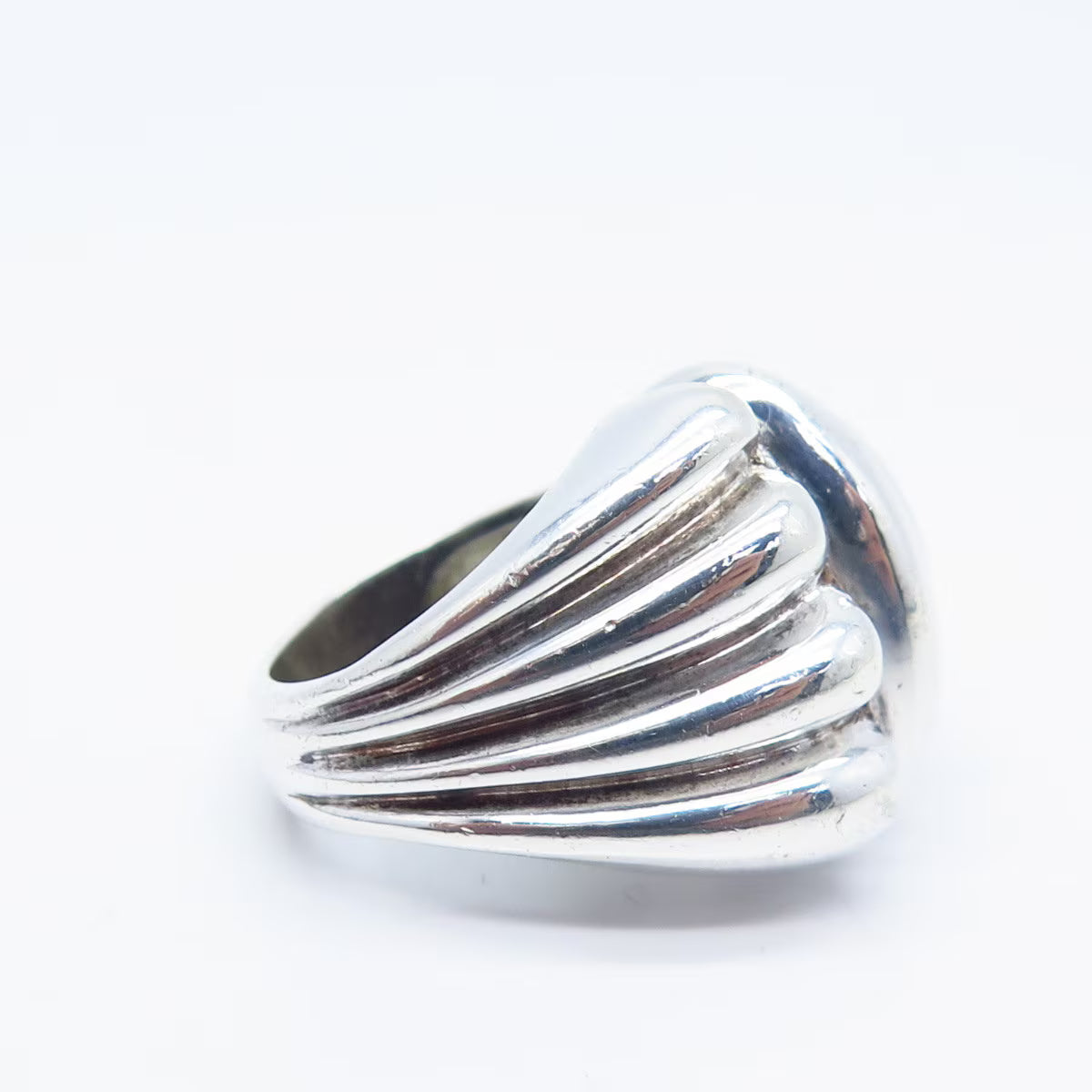 925 Sterling Silver Vintage Ribbed Ring Size 5.75