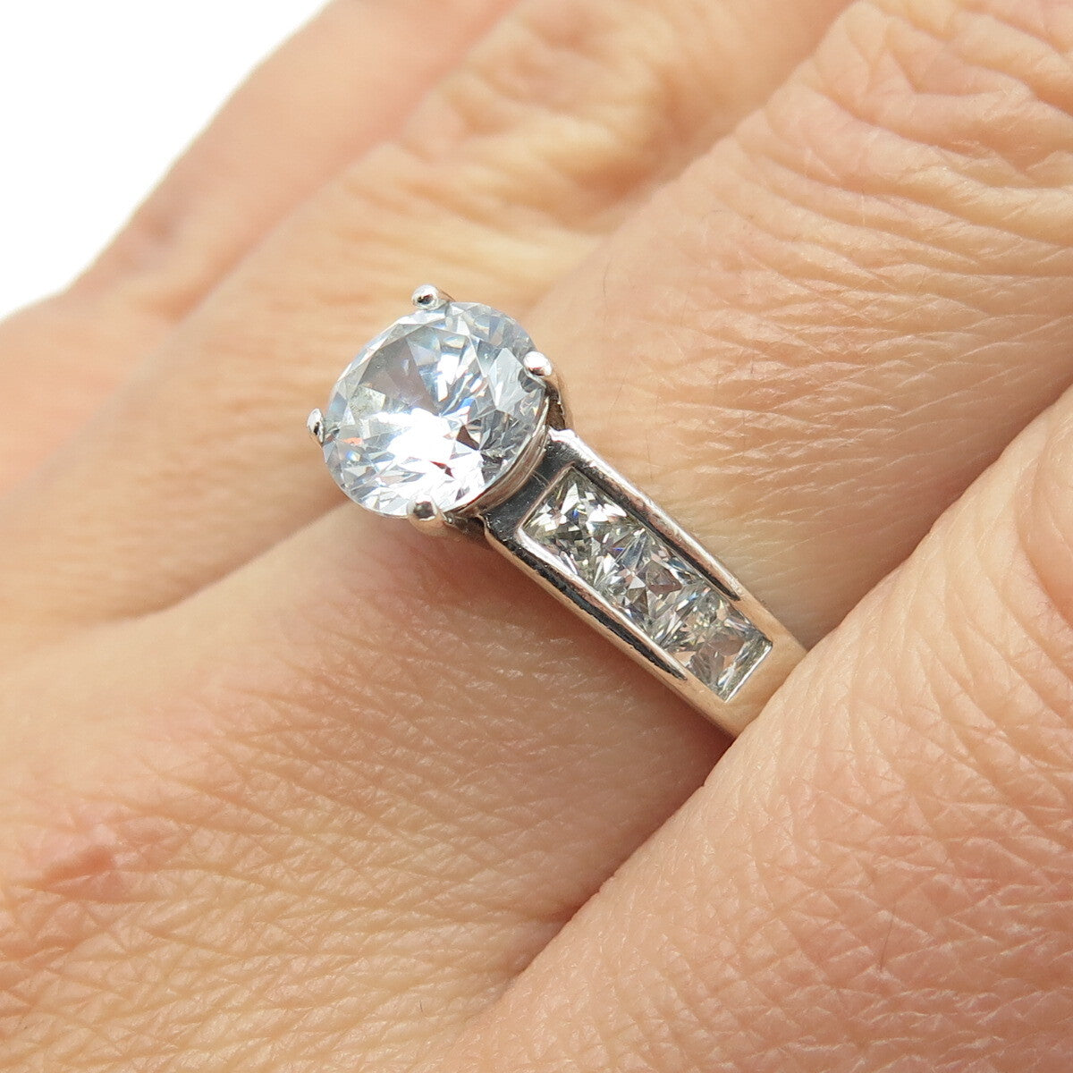 925 Sterling Silver Round & Princess-Cut C Z Engagement Ring Size 8.75