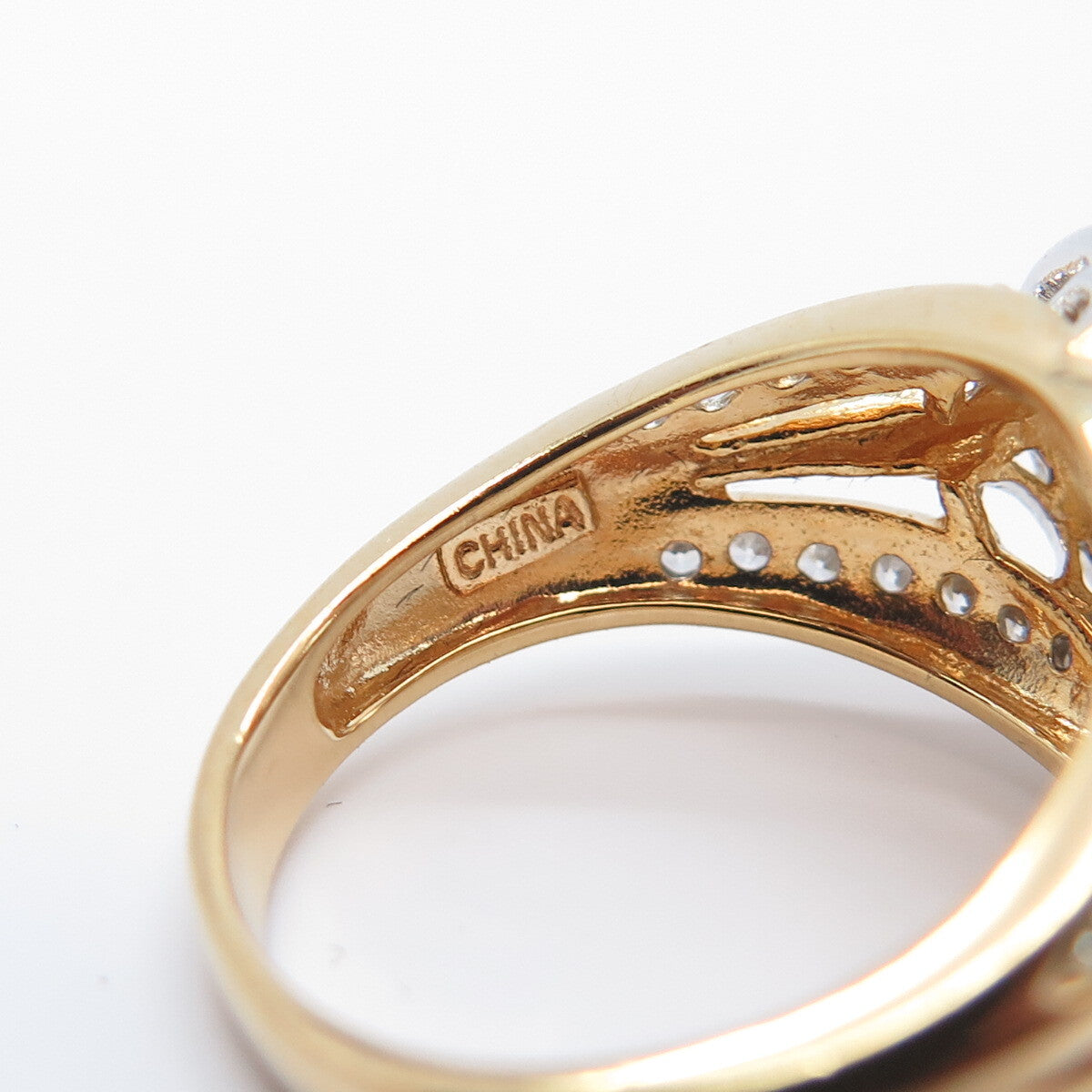 925 Sterling Silver Gold Plated C Z Wide Ring Size 6