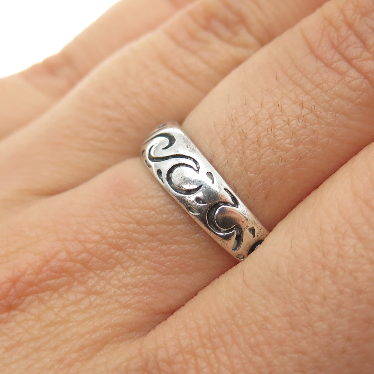 CHAPAL ZENRAY 925 Sterling Silver Vintage Wave Oxidized Band Ring Size 7.25