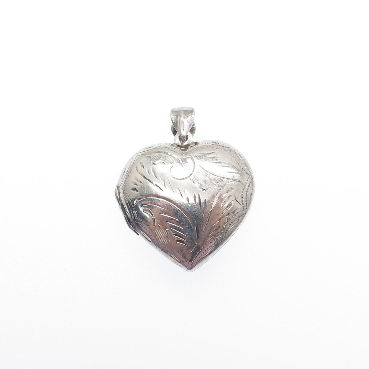 925 Sterling Silver Vintage Engraved Heart Locket Pendant