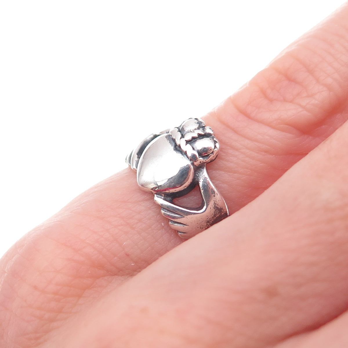 Peter Stone 925 Sterling Silver Vintage Irish Claddagh Oxidized Ring Size 4