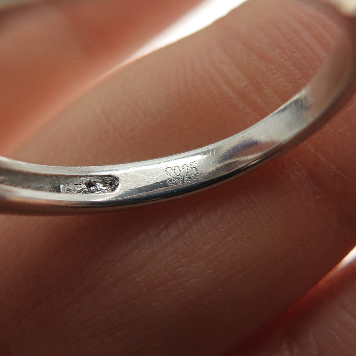 925 Sterling Silver Round-Cut C Z Engagement Ring Size 7