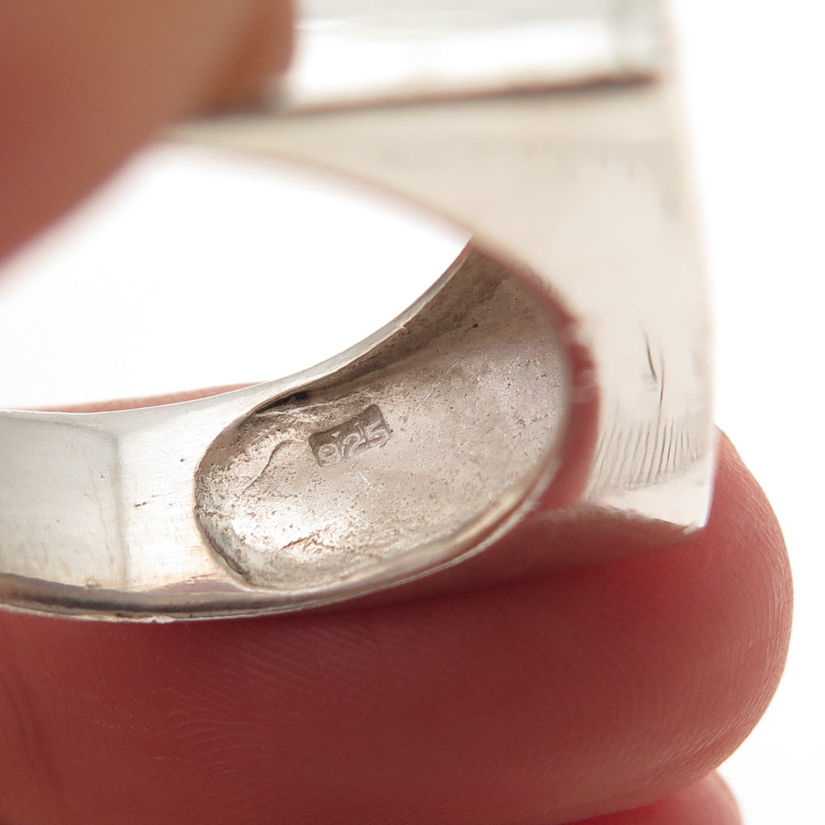925 Sterling Silver Vintage Real MOP Modernist Ring Size 10.25