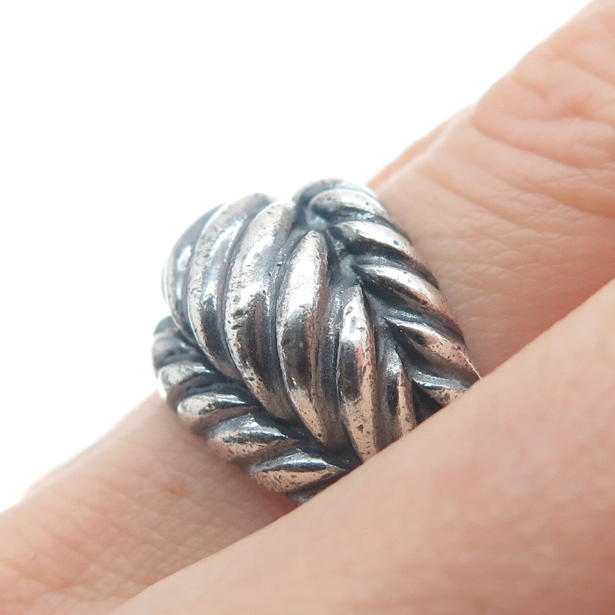 925 Sterling Silver Vintage Modernist Ribbed Dome Oxidized Ring Size 7.25