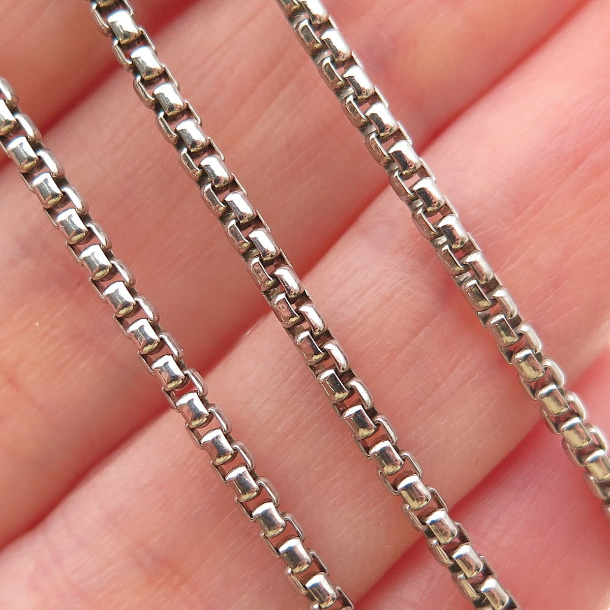 925 Sterling Silver Vintage Italy Round Box Chain Necklace 16"