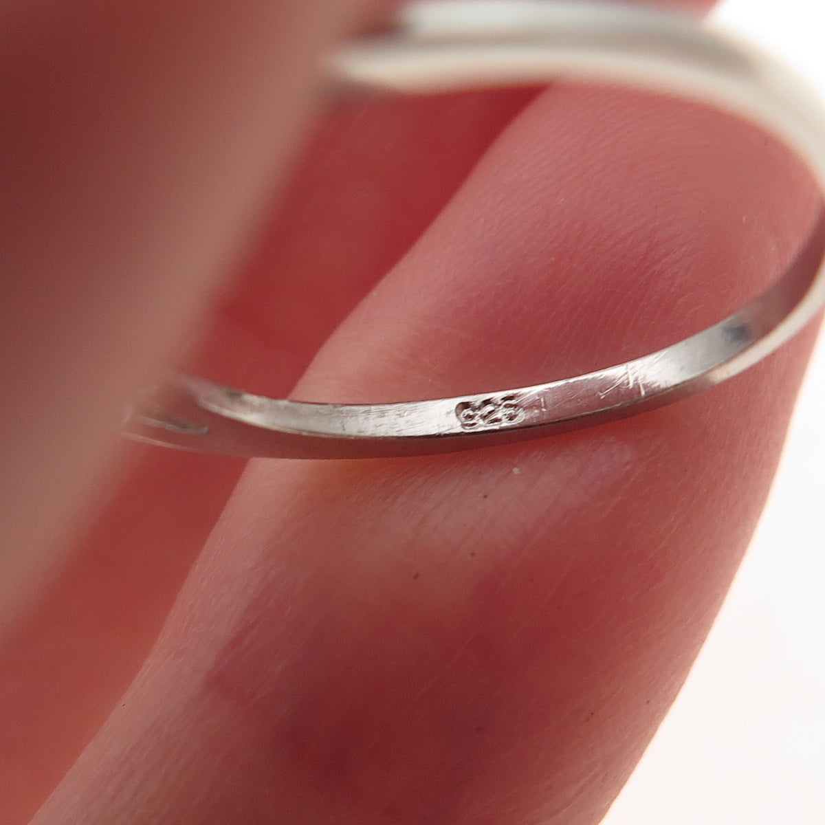 925 Sterling Silver Vintage Blue & White C Z Heart Ring Size 4.75
