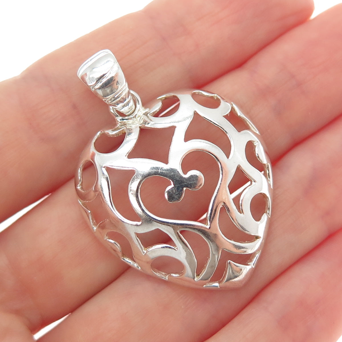 925 Sterling Silver Vintage Italy Ornate Heart Charm Pendant
