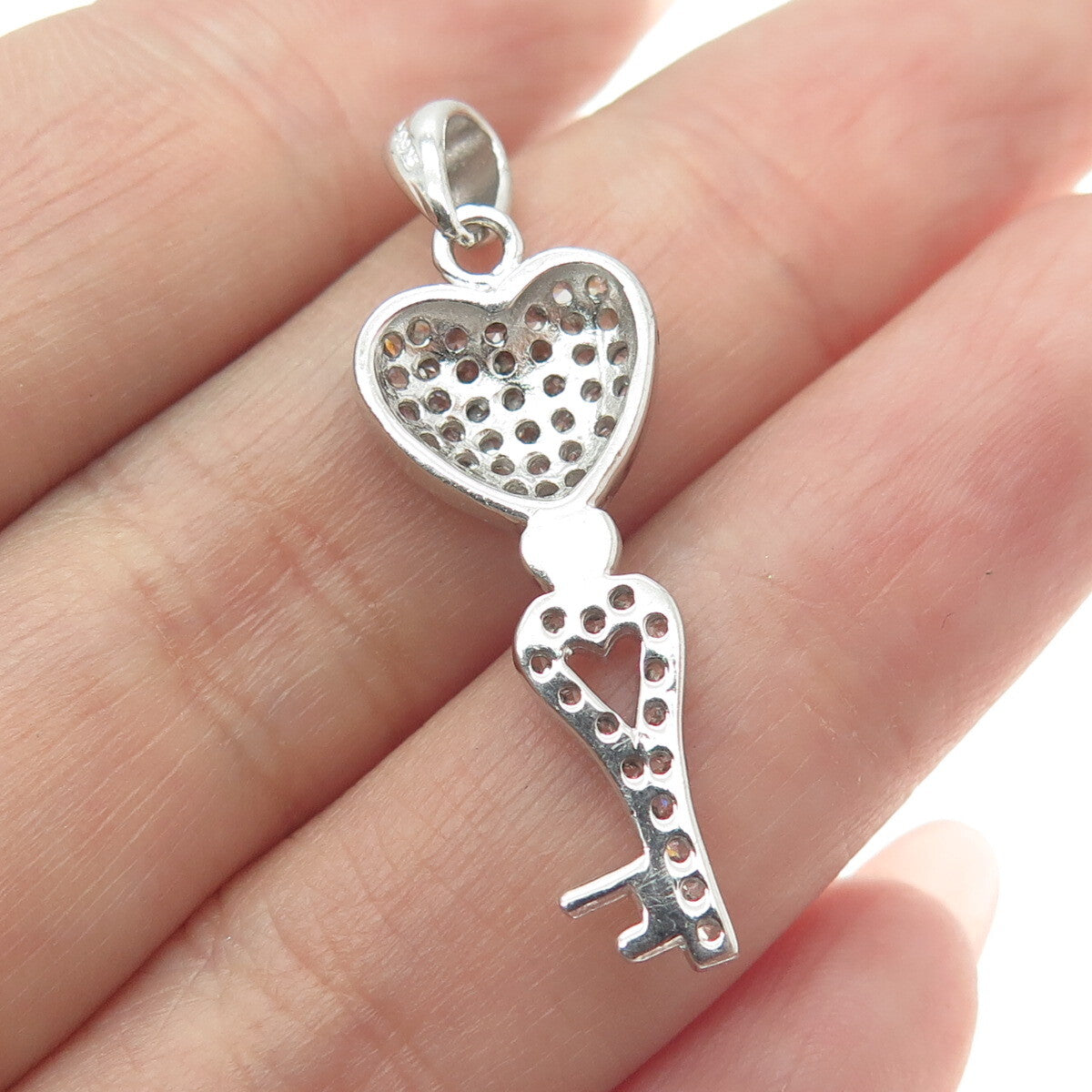 925 Sterling Silver Round-Cut Shaped C Z Heart & Key Pendant