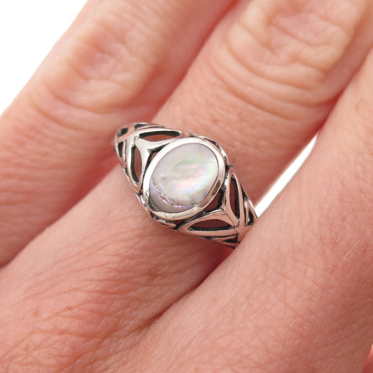 Silver Fox 925 Sterling Vintage Real MOP Floral Oxidized Ring Size 5.75