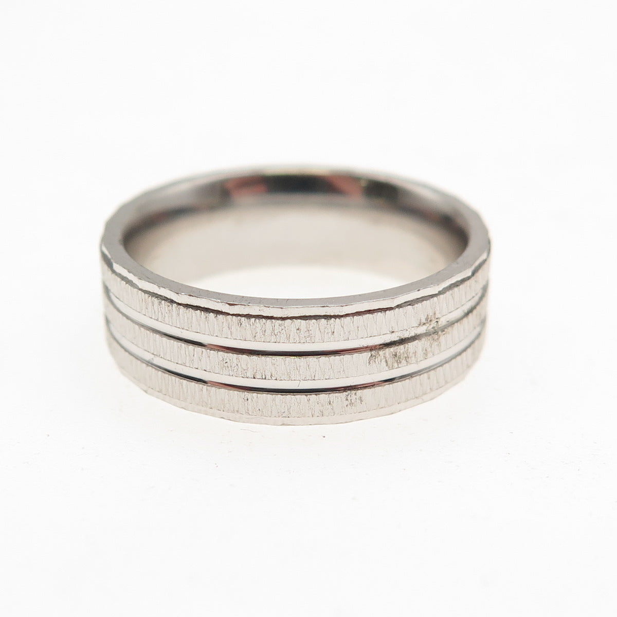 925 Sterling Silver Lined Band Ring Size 5.25