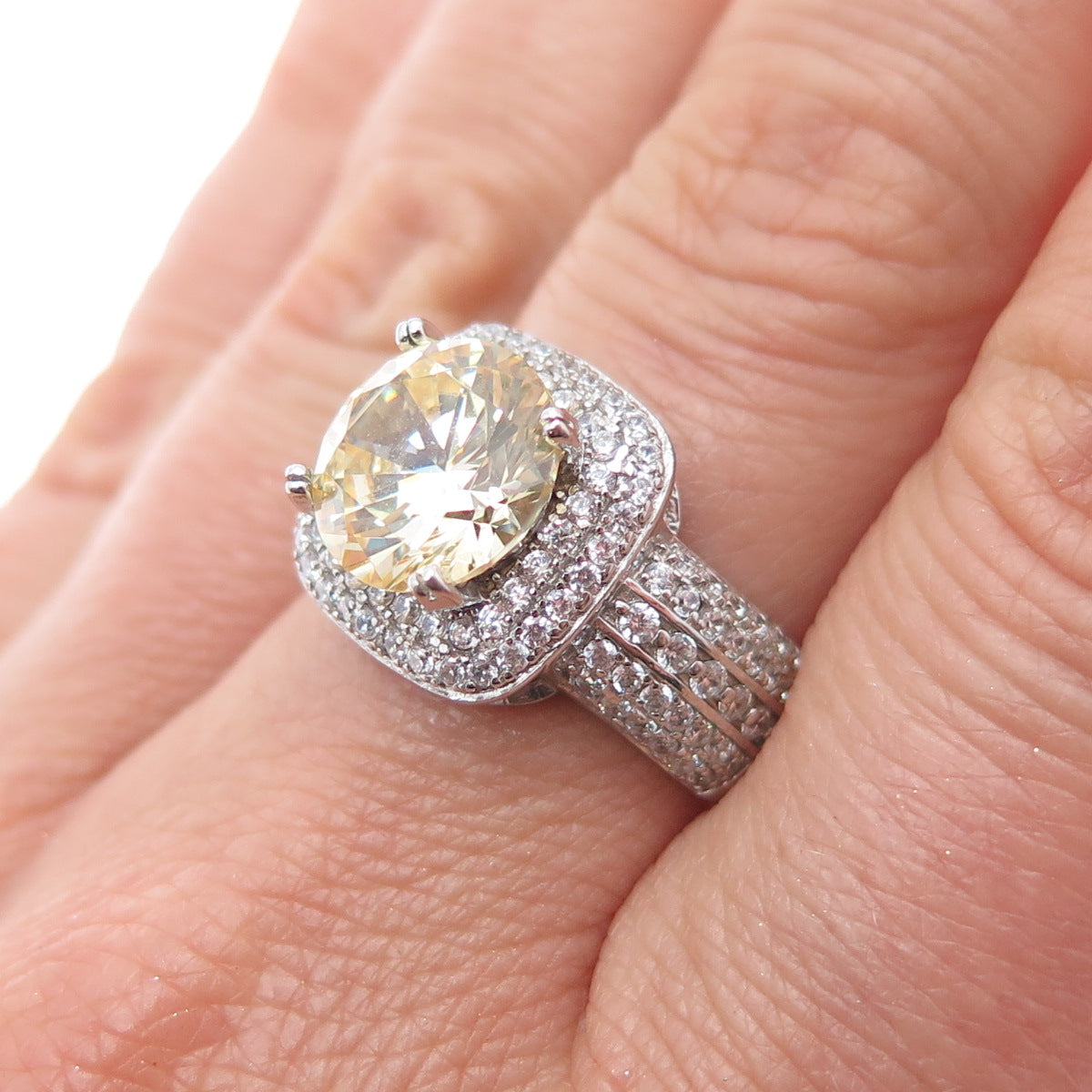 925 Sterling Silver Canary & White C Z Sparkle Ring Size 7
