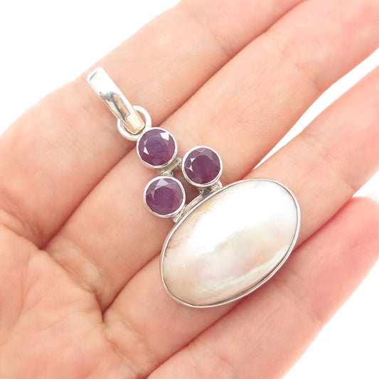 925 Sterling Silver Vintage Real MOP & Ruby Modernist Charm Pendant