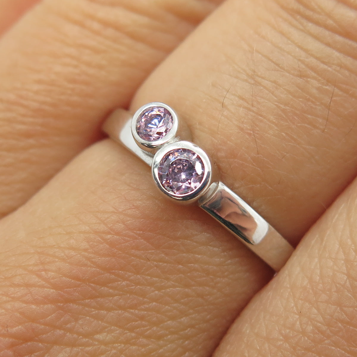 925 Sterling Silver Round-Cut Lavender C Z Ring Size 7.75