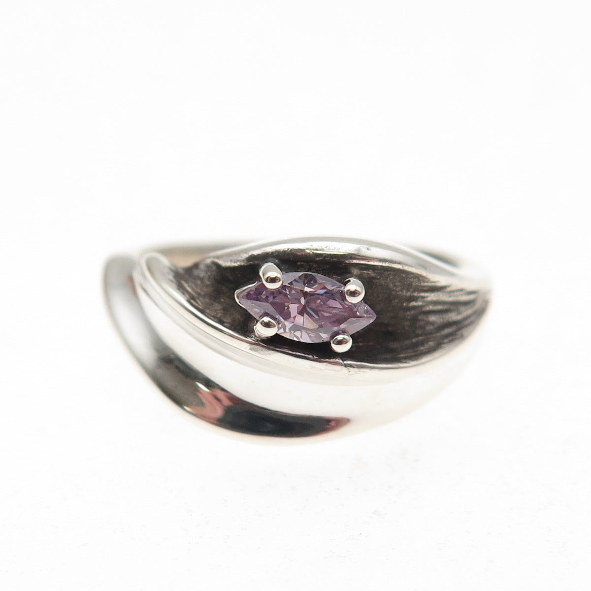 925 Sterling Vintage Marquise-Cut Purple C Z Modernist Oxidized Ring Size 6