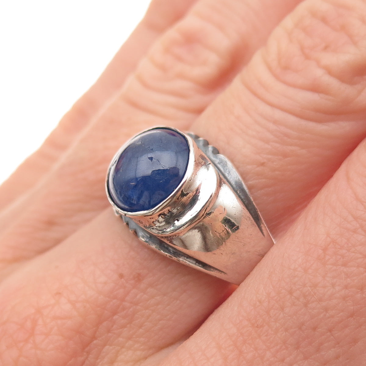 925 Sterling Silver Vintage Real Sapphire Oxidized Ring Size 7.75