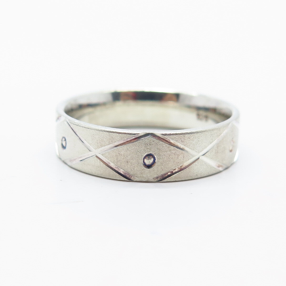 925 Sterling Silver C Z Etched Band Ring Size 11.25