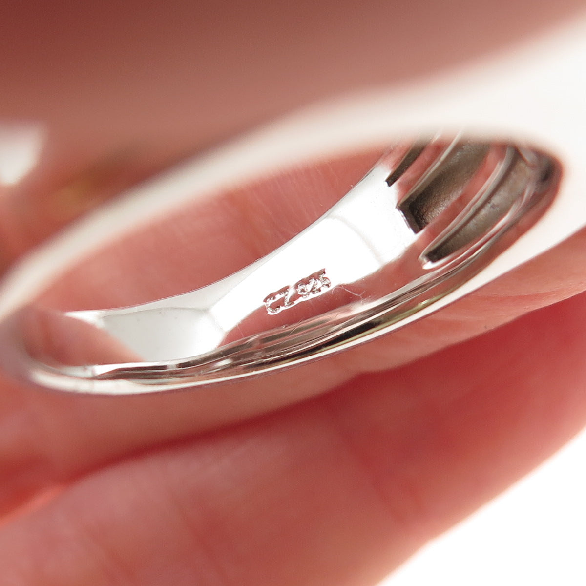 925 Sterling Silver Round-Cut C Z Signet Ring Size 9.25