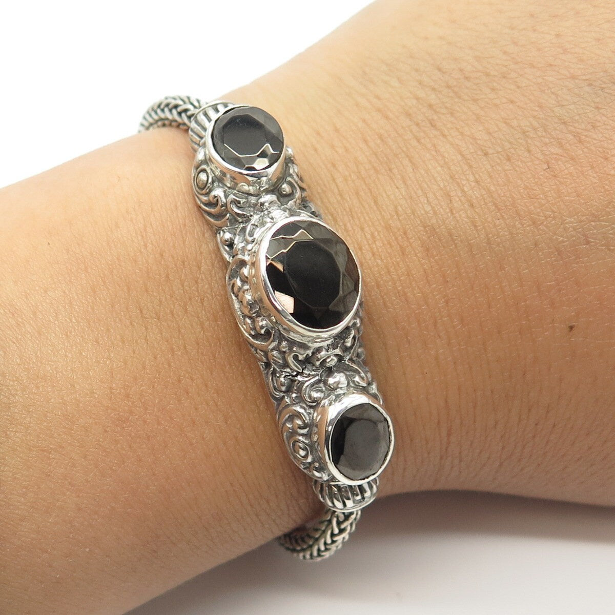 925 Sterling Silver Vintage Real Black Spinel Gem 3-Stone Scroll Bracelet 6"