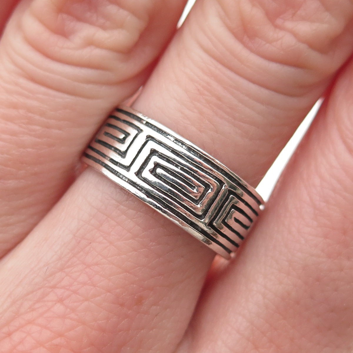 925 Sterling Silver Vintage Greek Maze Oxidized Band Ring Size 6.75