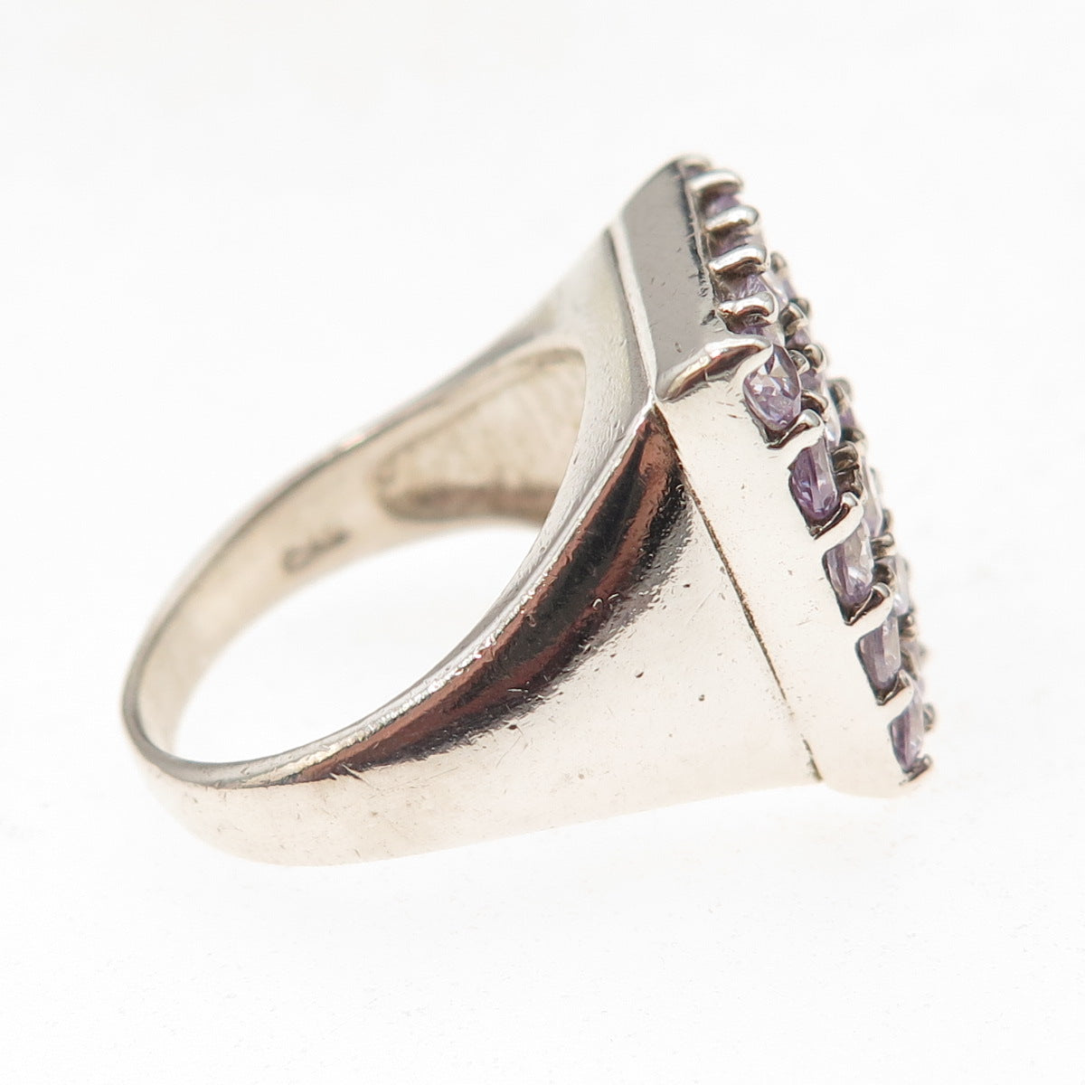 Chateau D’Argent 925 Sterling Silver Vintage Round-Cut Lavender C Z Ring Size 7