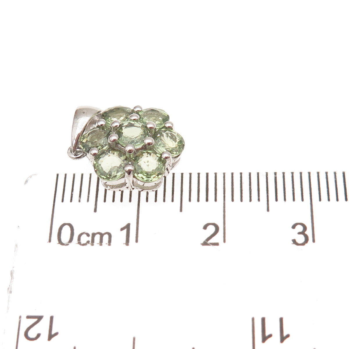 Harold Trujillo 925 Sterling Silver Real Round-Cut Peridot Floral Charm Pendant