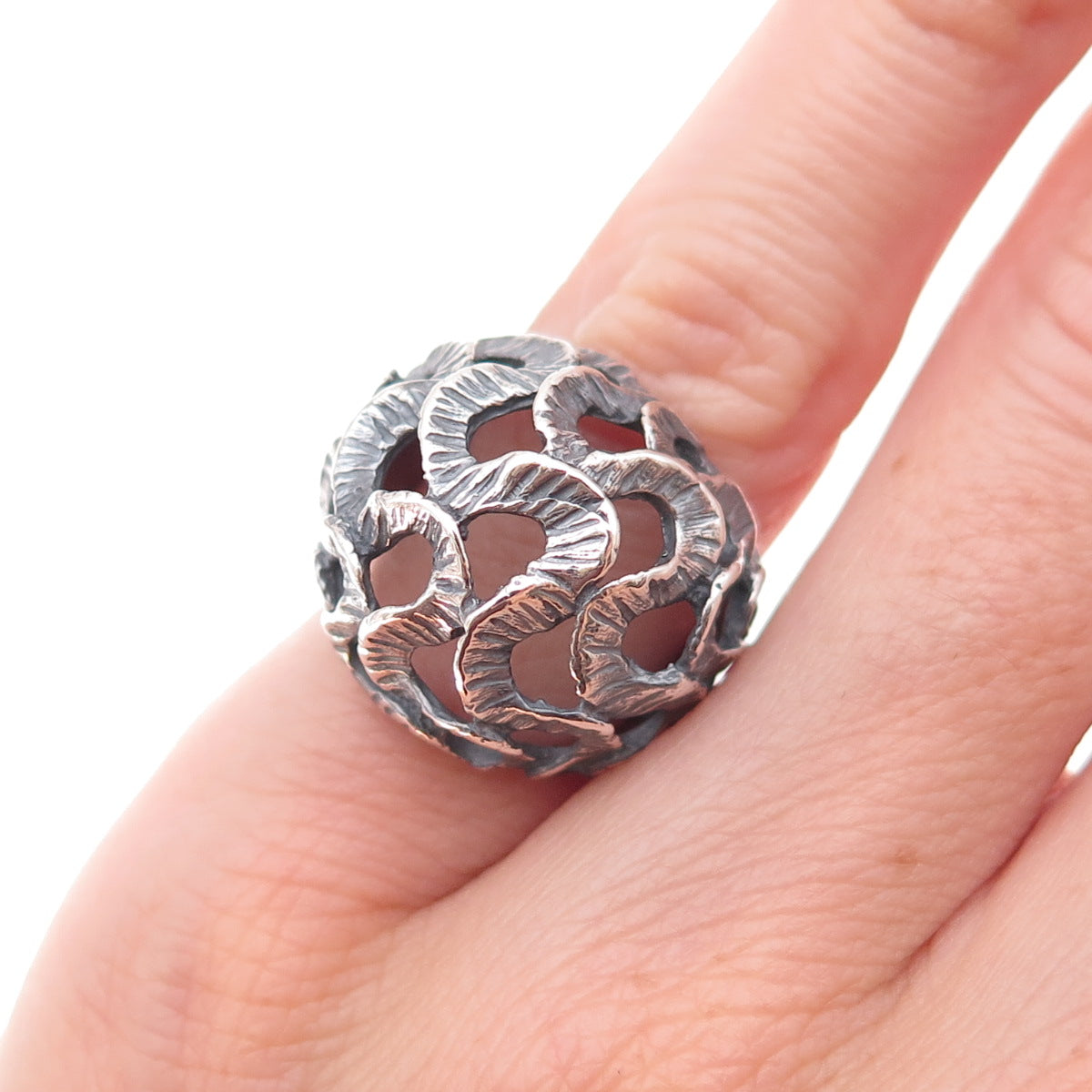 925 Sterling Silver Vintage Modernist Wavy Dome Oxidized Ring Size 3.5