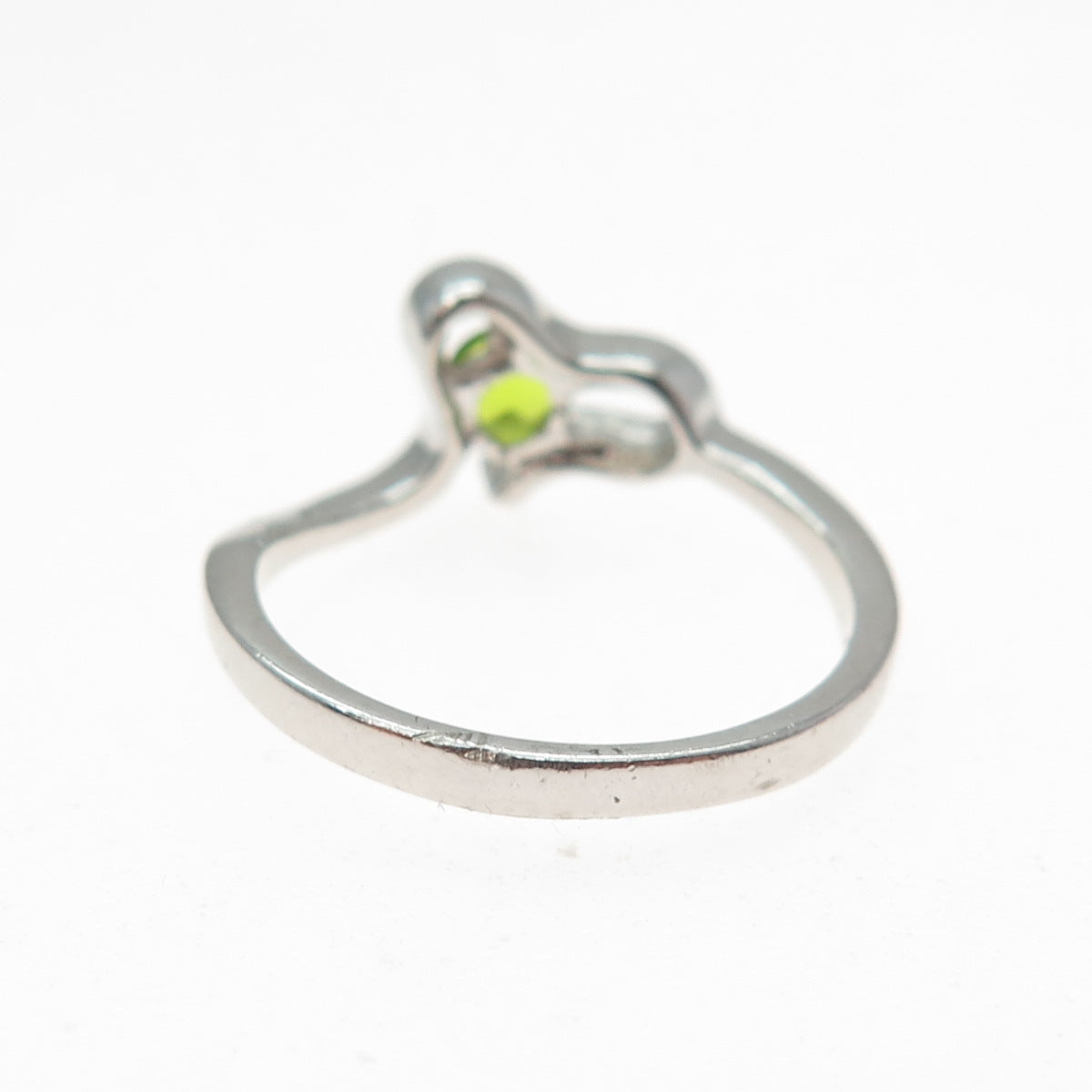 925 Sterling Silver Real Round-Cut Peridot Modernist Heart Ring Size 8