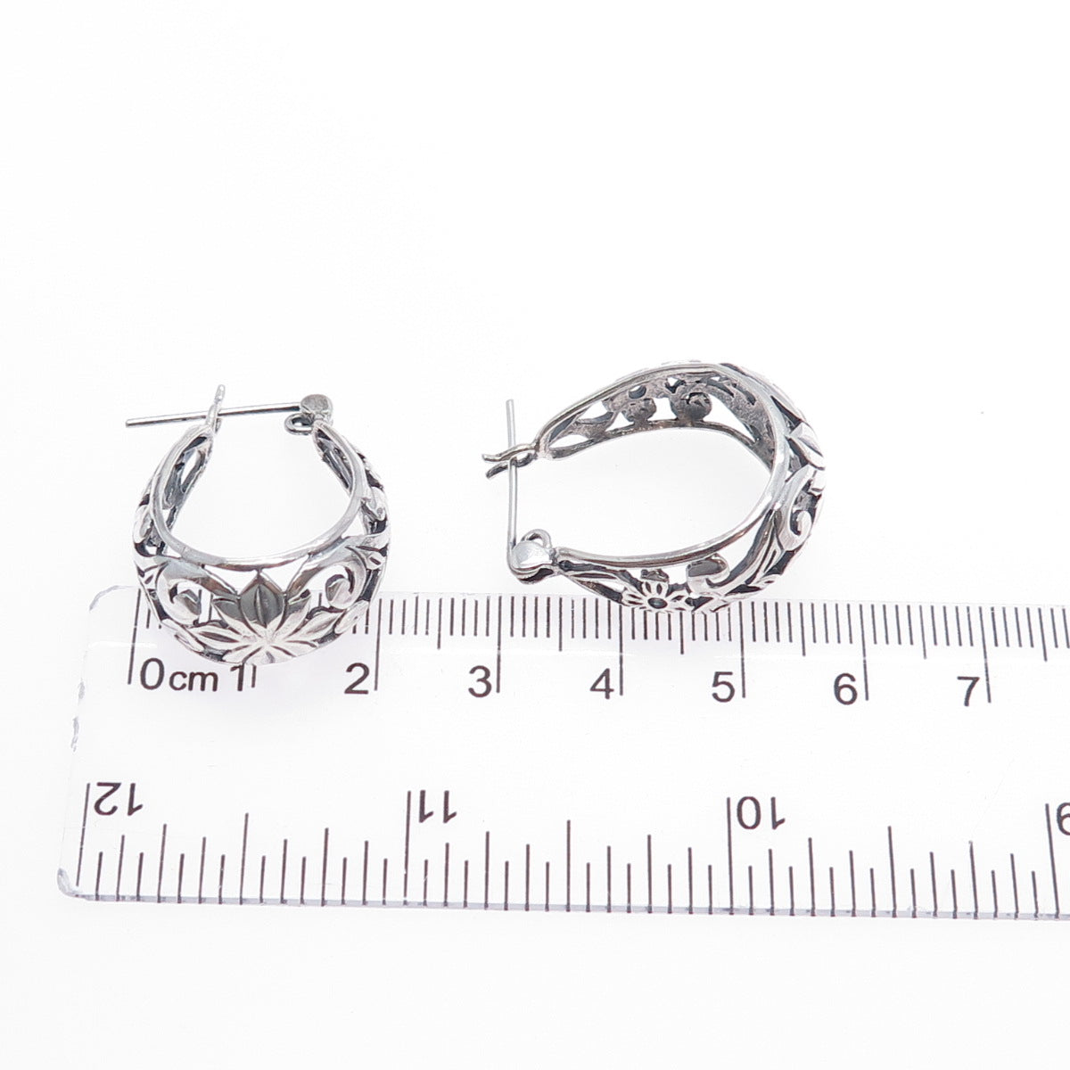925 Sterling Silver Vintage Flower Oxidized Hoop Earrings