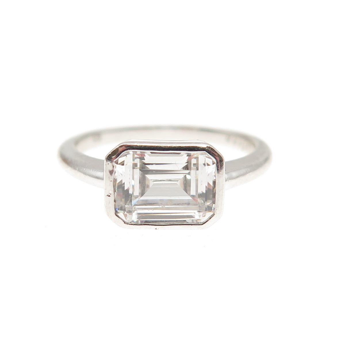 Lafonn 925 Sterling Silver Emerald-Cut C Z Engagement Ring Size 6