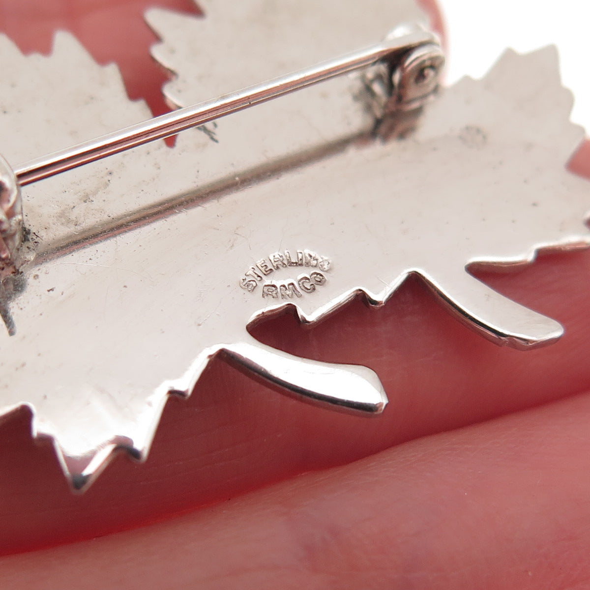 Breadner Co. 925 Sterling Silver Antique Art Deco Maple Leaf Pin Brooch