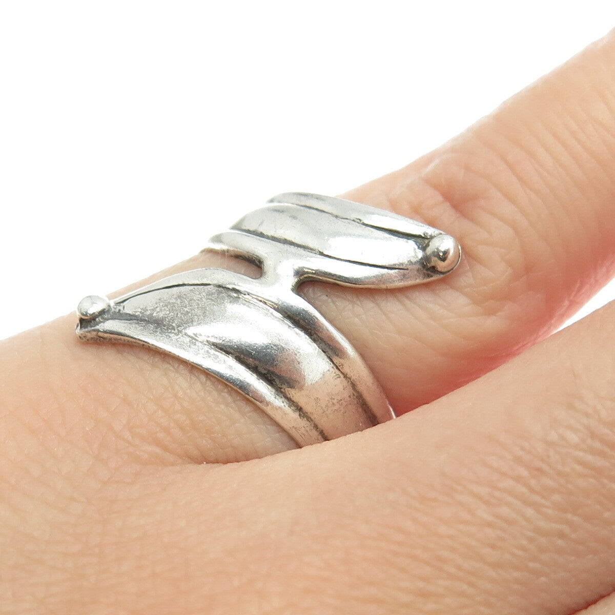 925 Sterling Silver Vintage Modernist Leaf Overlap Ring Size 6.25