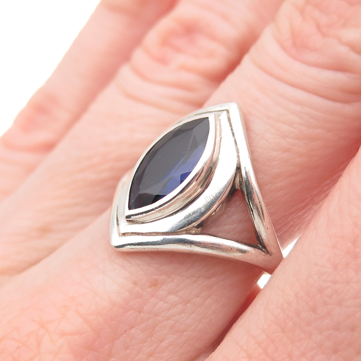 925 Sterling Silver Vintage Real Marquise-Cut Iolite Modernist Ring Size 6.75