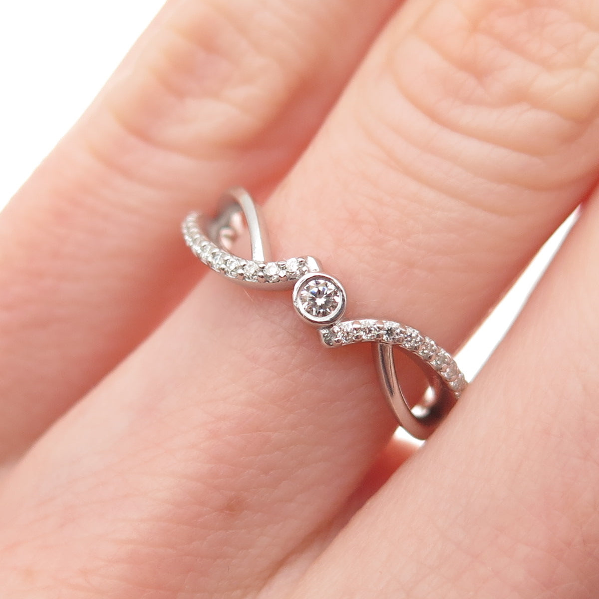 925 Sterling Silver Real Round-Cut Diamond Promise Ring Size 5