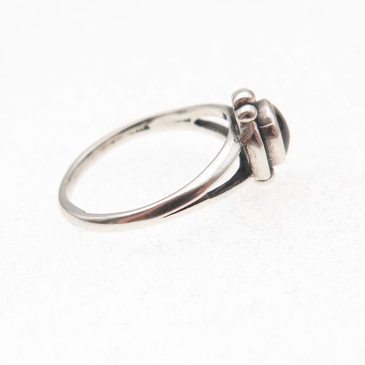 925 Sterling Silver Vintage Southwestern Black Onyx Tribal Ring Size 4