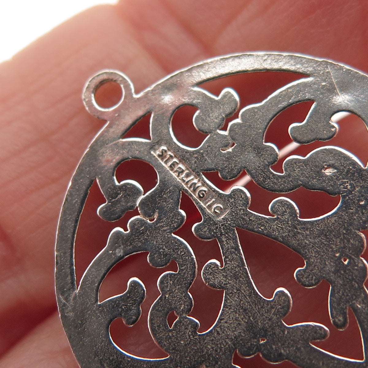 IC James Craig 925 Sterling Silver Vintage Modernist Ornate Floral Charm Pendant