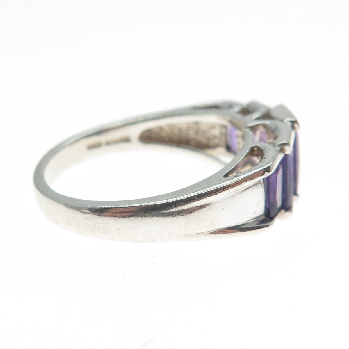MICHELLE ALBALA 925 Sterling Silver Vintage Real Amethyst Gem Ring Size 9.25