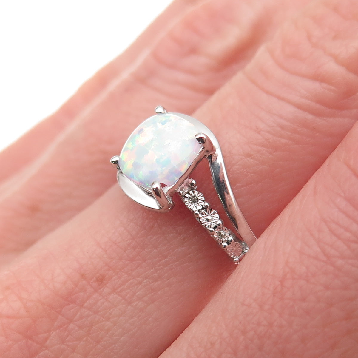 925 Sterling Silver Real Round-Cut Diamond & Cushion-Cut Opal Ring Size 7.25