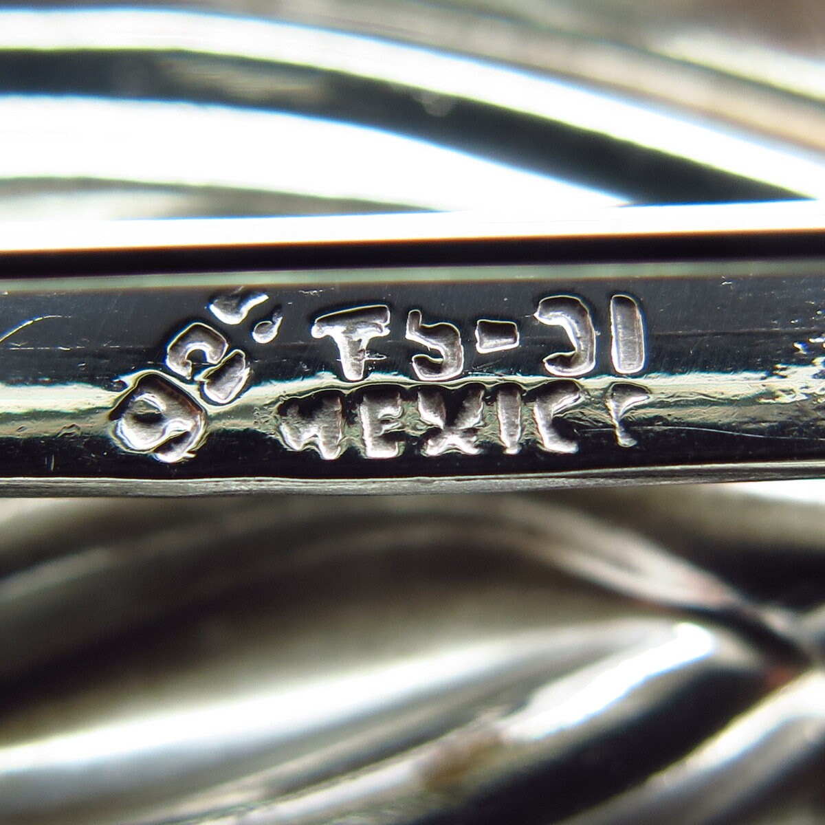 925 Sterling Silver Vintage Mexico Ribbed Modernist Pin Brooch