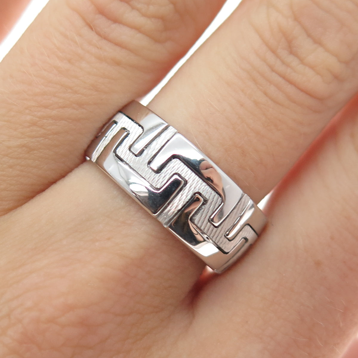 NEOS 925 Sterling Silver Textured Maze Band Ring Size 8