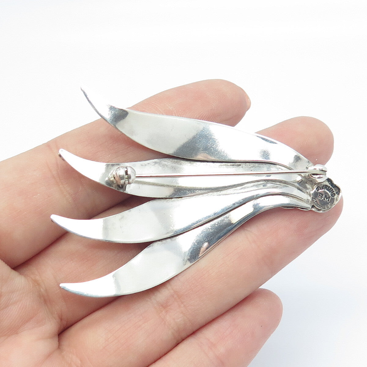 B. MUNKSGAARD 925 Sterling Silver Antique Art Deco Denmark Leaf Pin Brooch