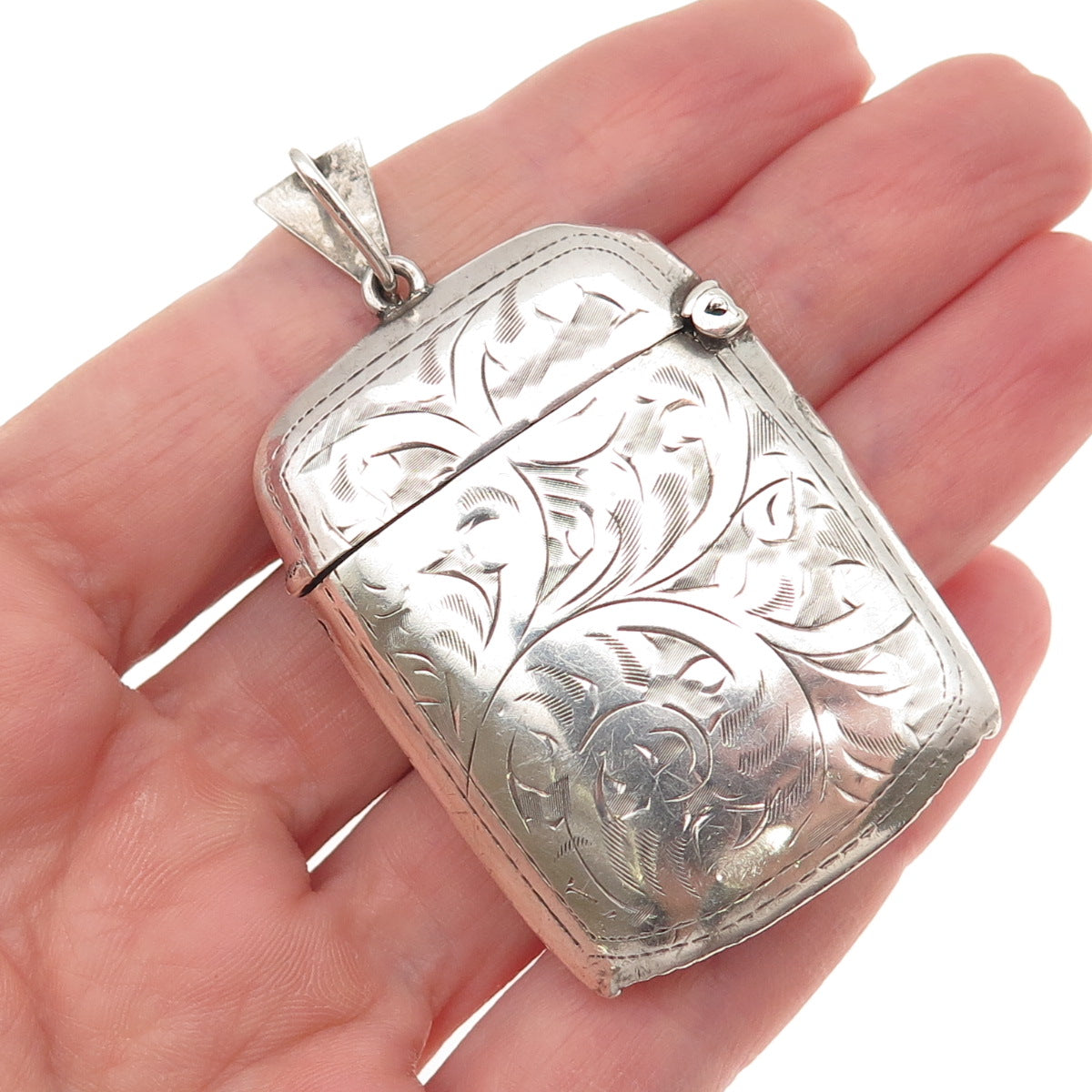 Rolason Brothers 925 Sterling Antique 1925 Birmingham Engraved Vesta Match Case