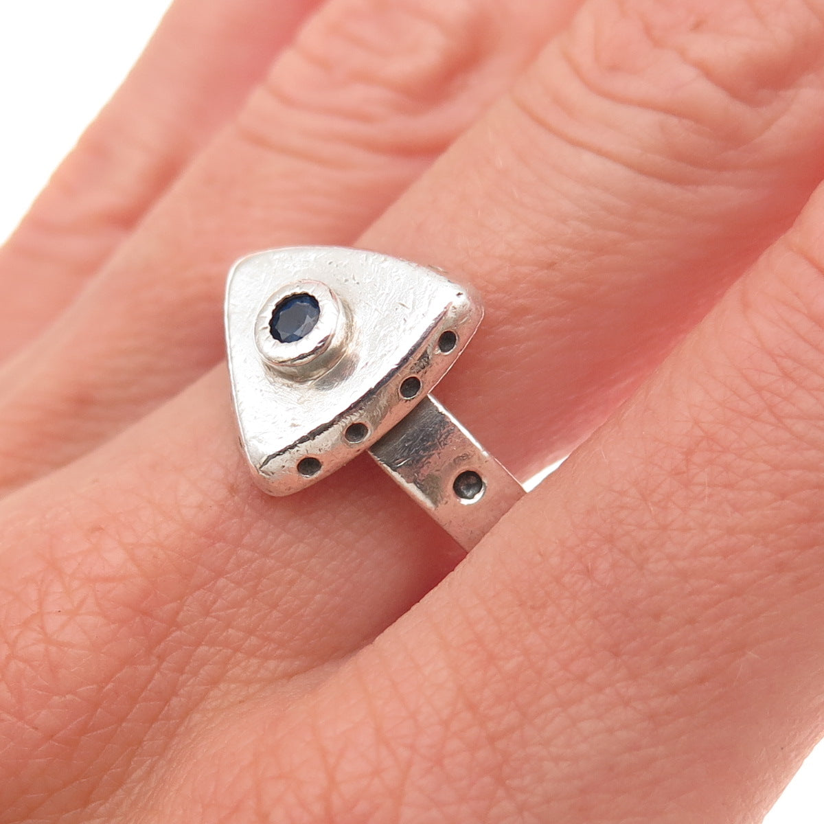 925 Sterling Silver Vintage Real Sapphire Modernist Oxidized Ring Size 8.75