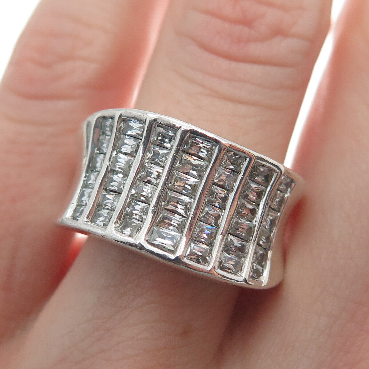 MEDA 925 Sterling Silver Radiant-Cut Shaped C Z Wavy Ring Size 8
